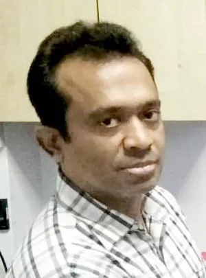 ডাঃ অশীষ কুমার হালদার — নবজাতক ও শিশু রোগ বিশেষজ্ঞ